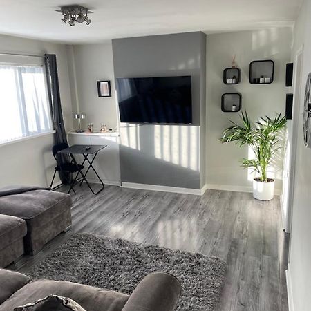Fantastic Full 3 Bedroom Modern Apartment Belfast Luaran gambar