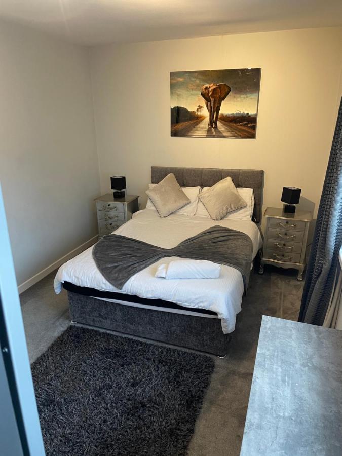 Fantastic Full 3 Bedroom Modern Apartment Belfast Luaran gambar